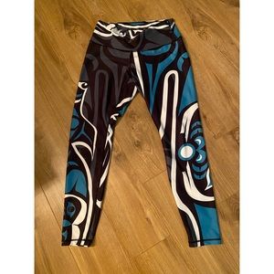 Nominou First Nation Pattern Workout Legging